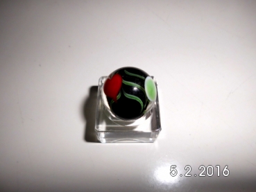Valentine 16mm