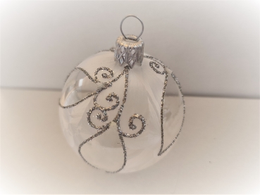 Bauble with floral ornaments
