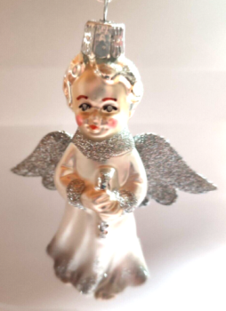 Bauble angel with silver wings