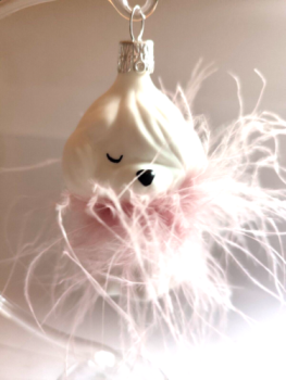Bauble dog with pink feather