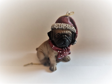 Hund mit Weihnachtsmütze - Mops zum Aufhängen