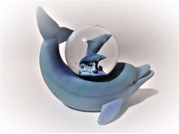 Glitter ball dolphin