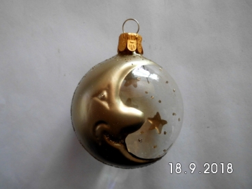 Bauble Moon