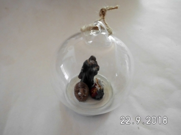 Bauble with crib 6cm
