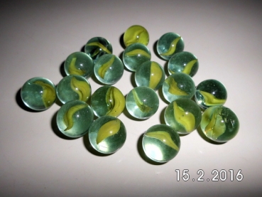 Aquarius yellow with pattern 16mm