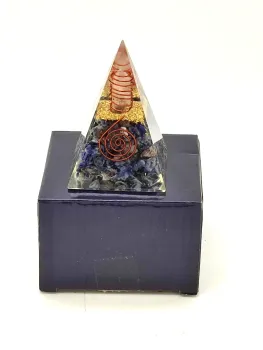 Orgonit Pyramide - Sodalith mit Mond und Sternen