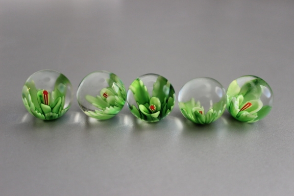 Green flower with pen 25mm - 3D effect