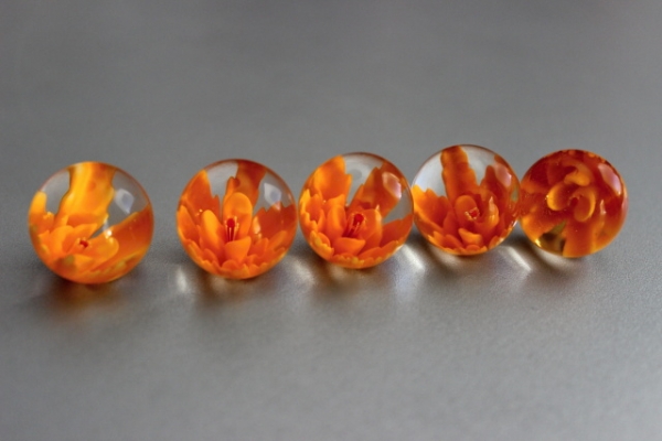 Orange flower with style 25mm - 3D effect