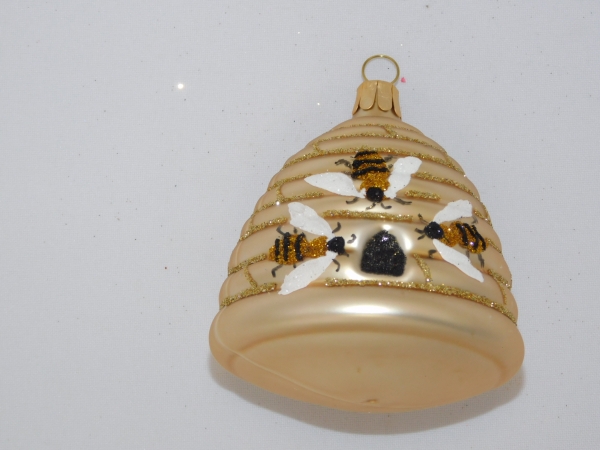Bauble beehive