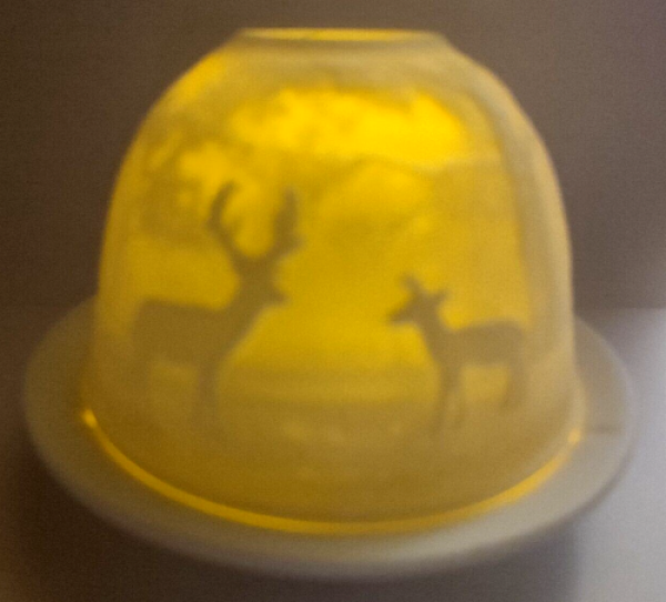 Dome-Light - deer in the forest