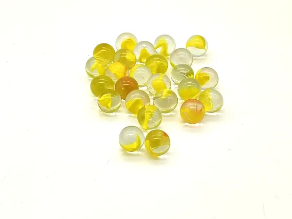 Gelber Kardinal 16mm