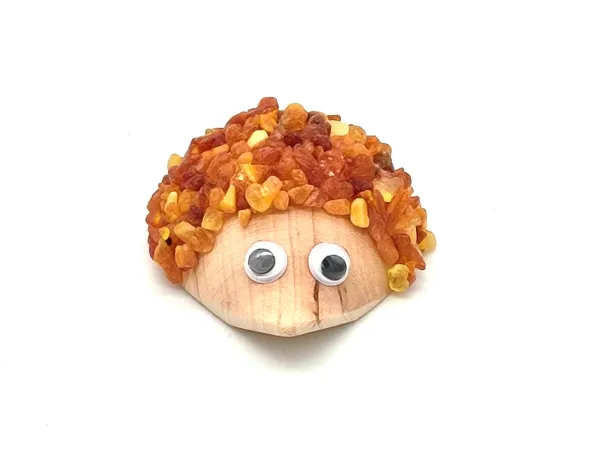 Igel aus Berstein - dunkel