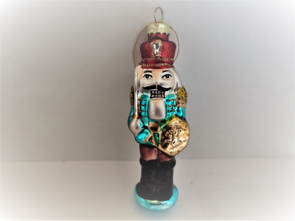 Nutcracker green