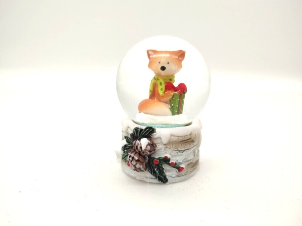 Snow globe fox with gift