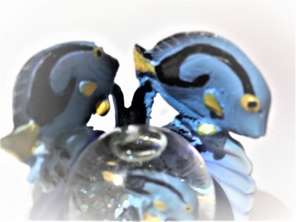 Glitter ball fish - blue