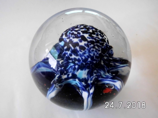 Paperweight - Octopus motif