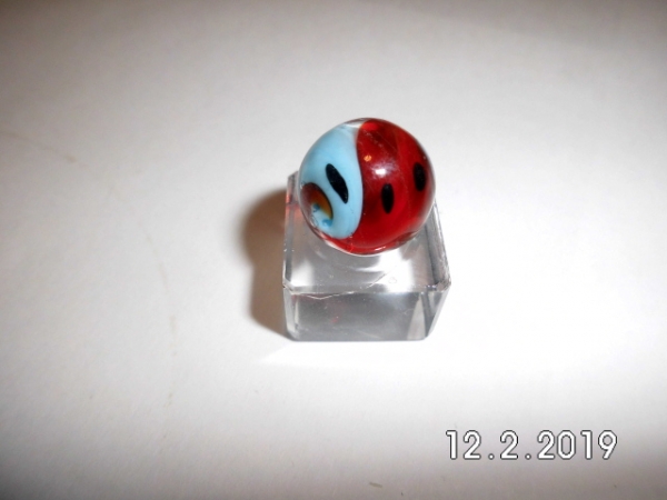 Yin and Yang 16mm - red-light blue