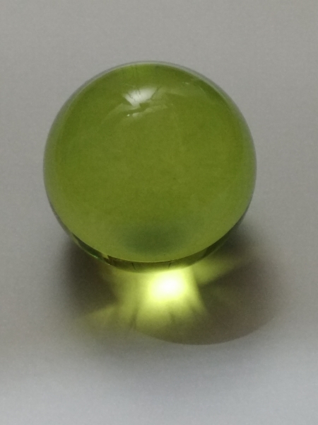 paperweight light green