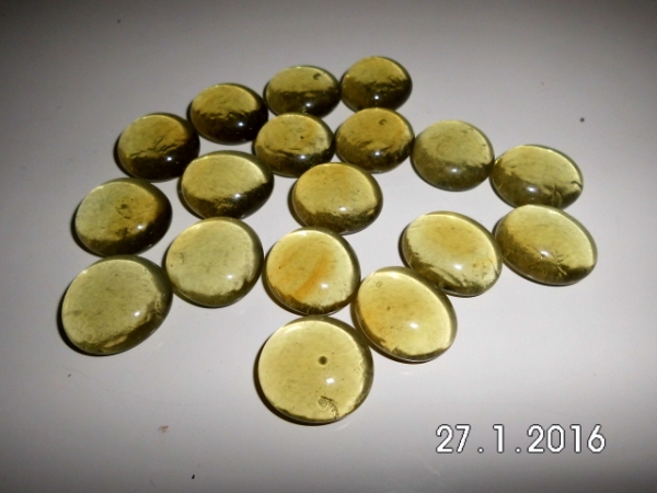 Game pieces yellow 20mm