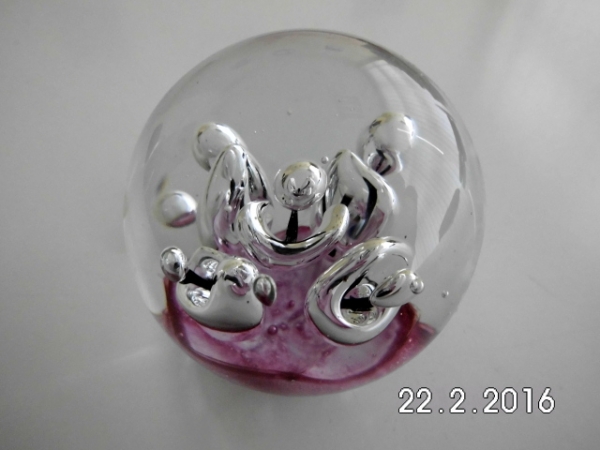 paperweight 136