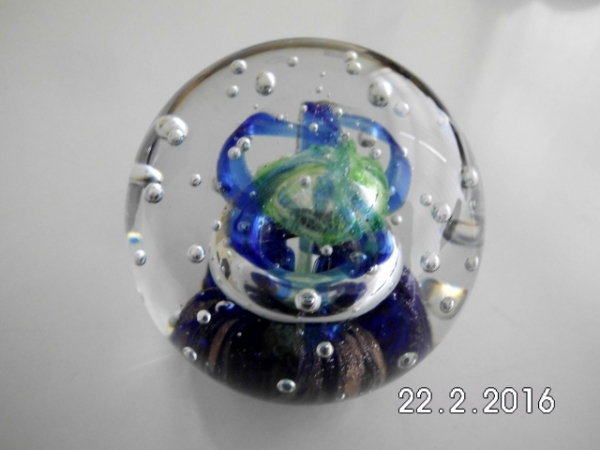 paperweight 189